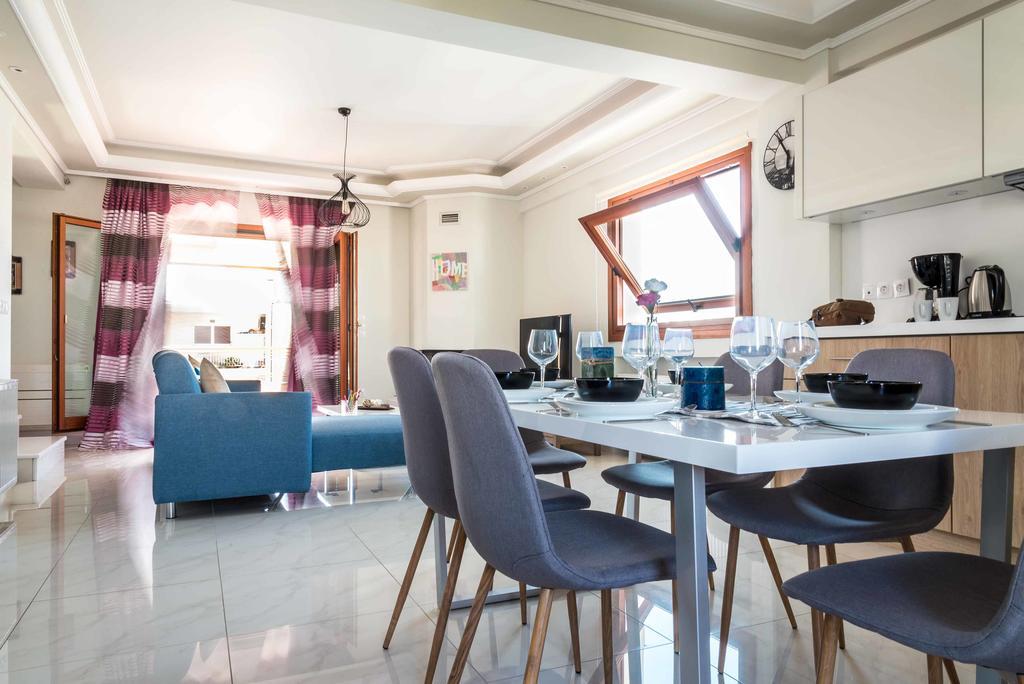 Leo - Unique Glyfada Apartment Atény Exteriér fotografie